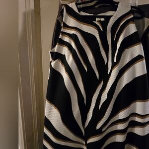 Stylish Black and White Zebra Print Skirt